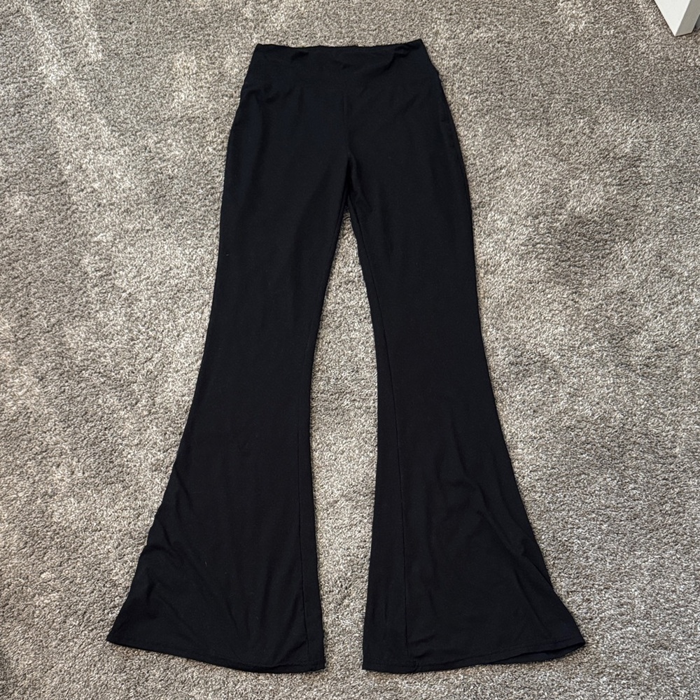 Sarina Black Super Soft Flare Leg Leggings
